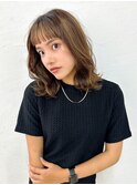 外ハネミディハイライト