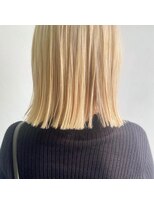 ヘーゼル 博多(HAZEL.)&nbsp;ホワイトブランドカラー