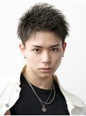 刈り上げツーブロックスパイキーショートアップバングメンズ黒髪