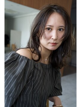 アッド バイ ケーツー(add by K-two) 動くミディアムレイヤー★ハイライトで立体感をプラス