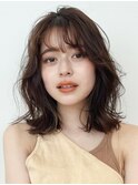 顔周りレイヤーカットグレージュカラーくびれボブショートカット