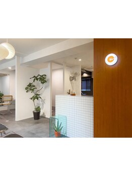 【勾当台公園２分】明るくnaturalな半個室空間で、リラックスしてサロンタイムをお過ごしください＊