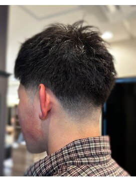 ヘアドクターベガ(hair Dr.VEGA) 低めフェード