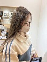 モントゥリー(Mon tree) ミルクティーグレージュカラー