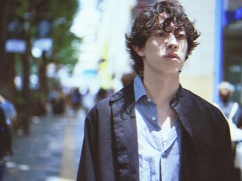キュー(Cue_)の写真/大人気の<ロシパーマ>や柔らかい質感の<ミルクウェーブ>などパーマスタイルに自信◎【メンズパーマ/men's】