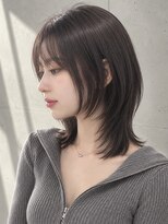 ユーフォリア 渋谷グランデ(Euphoria SHIBUYA GRANDE)&nbsp;ミディアムウルフ外ハネ韓国レイヤー暗髪シースルーバング