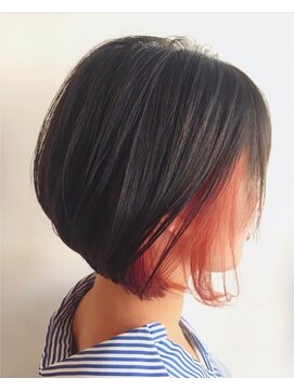 ロックワークオレンジ 西中島店(ROCK WORK ORANGE) カジュアル ショートボブ インナーカラー レッド