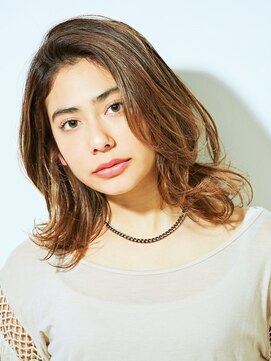 ジュール 新宿(Joule) くびれのあるレイヤーミディアム[新宿]