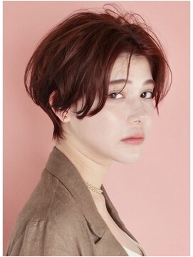 ロビー 表参道(ROBBY) センター分けショート/前髪なし/表参道/30代40代50代