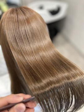 ミントリーフ 大福店(Mint leaf) ミルクティーベージュカラー