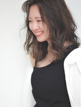 ジョウインアンドエマ(JOWIN AND EMMA) 【EMMA天神・大名】インナーカラー＆ウェーブ