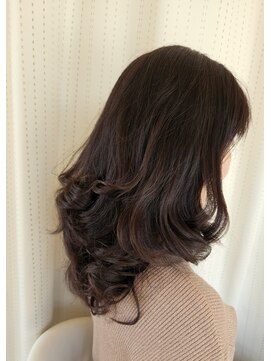 美容室ロゼ 上名古屋店 ふんわりカール
