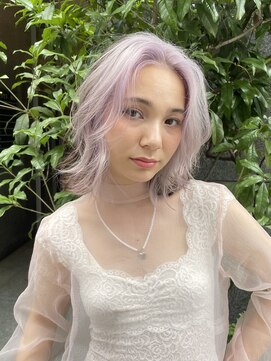 レコ 渋谷(LECO) ボブウルフレイヤーハイトーン透明感ホワイトブロンドカラー