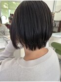 ショートボブ