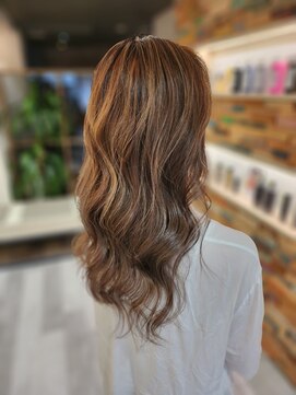 リコ エスト 上野店(lico est) 韓国風　細めハイライト