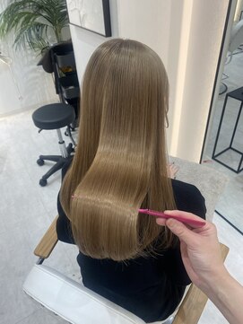 ジーナ 博多筑紫口(Zina) ミルクティーベージュ/ダブルカラー/髪質改善/Zina博多筑紫口