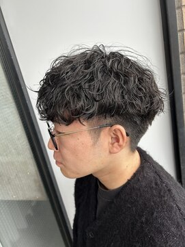 アノ(Ano.) かりあげマッシュ×波巻きパーマ