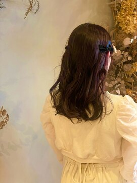 ヒトイロ(hitoiro) ゆる巻きヘアアレンジ