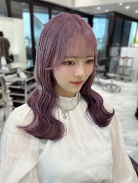 ベレーザシェルト(Beleza scelto) 14432ブリーチ＆ダブルカラーラベンダーパープルレイヤーロング