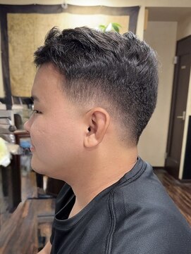 ムート(mut) フェードカット