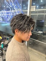 メンズサロン キング 心斎橋店(Men’s salon K!ng) ホワイトメッシュ/ツイスト/ツイスパ/パーマ/メンズ/眉毛/心斎橋