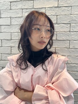 リラス 博多(rilas) ぶどう色がかわいいレイヤーカットスタイル　アイロン簡単セット