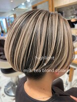 アース 武蔵境店(HAIR & MAKE EARTH) 武蔵境で人気のミルクティーブロンド×ハイライトショート