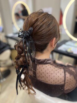 アーチバイケンジ(arch by kenje) 編みおろしアレンジ リボンヘア お呼ばれヘア 平塚