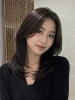 オアシスアヴェダ ザ・ペニンシュラ東京(OASIS AVEDA) セミロング・暗髪ロング・レイヤー・銀座日比谷有楽町20代30代