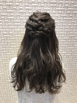 オリーブスバイネオリーブ(Olive's by neolive) 【新宿 Olives by neolive】カジュアルハーフアップ