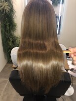 アールサロン アオヤマ(Rr SALON AOYAMA)&nbsp;サファイアミネコラストレート