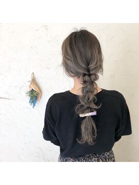 美粧ほそや 横浜反町 ゆるゆるアンダーまとめ髪☆