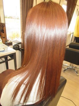 コアフィールフィス(COIFFURE fils) 【M3D見附今町】ローズピンク