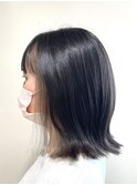シルバーベージュのインナーカラー