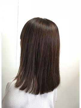 カミケン 方木田店(kamiken.) 大人シンプルさらツヤ美髪ストレート【カミケン方木田店】