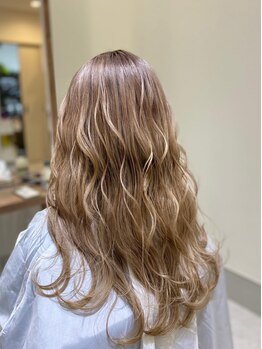 リンクス(Salon de LINKTH)の写真/白髪をしっかりカバーしてお洒落なカラーを！透明感のあるグレイカラーで大人女性の理想を叶えます◎[館林]
