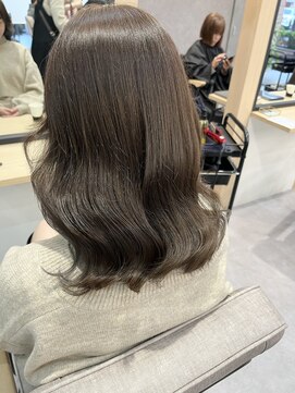 レム 長町店(L.E.M) オリーブベージュ