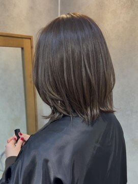 エン(en.) 色持ちと艶感を叶えるオイルグロスカラー