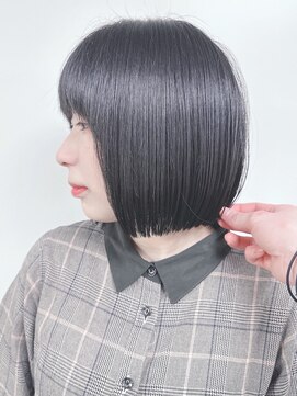 モリオ(morio) =切りっぱなしボブミニボブ耳かけボブコンパクトボブ30代40代