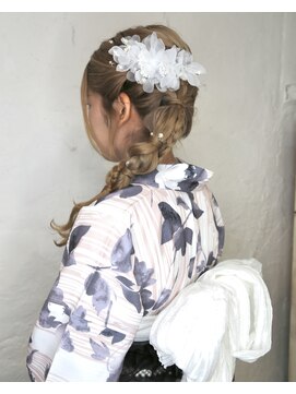 キャンバス(CANVAS) 編み下ろしヘアセット