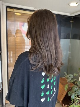 イグレックビス(igrek bis) 美髪レイヤーカット/顔周りレイヤー