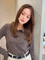 アイユー(ii+U)&nbsp;大人レイヤーカット　9トーンベージュ　髪質改善