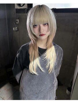 アリー 原宿(ALLY) ハッシュカットシャギーウルフレイヤーカットエクステレイヤー