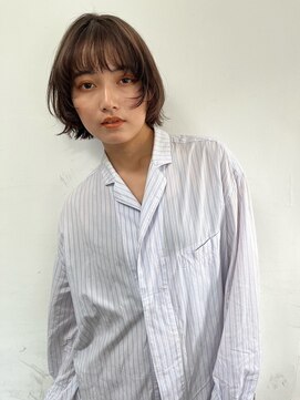 トリッカ シブヤ(TRICCA SHIBUYA) 外ハネショートボブ/顔まわりレイヤー/艶髪