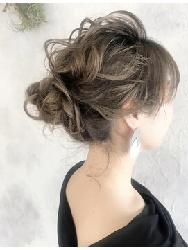 ヘアスタジオニコ(hair studio nico...) ゆるふわ下めシニヨン