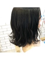 ミルク(MILK)&nbsp;暗髪外ハネミディ