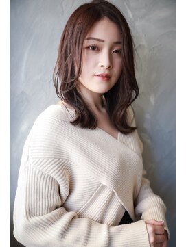 フランチェスカ(Francesca) 顔周りレイヤーセミ