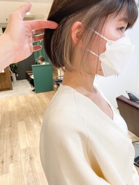 エミス バイ メルト 吉祥寺(emis by melt) 【堀惠洋平】ミルクティーベージュ インナーカラー ミニボブ