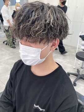 ルースト 西院店(ROOST) ツイスパハイライトマッシュ
