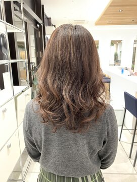 ステアケース 武蔵小杉店(stair:case) 武蔵小杉 コテ巻き風パーマ ハイライト